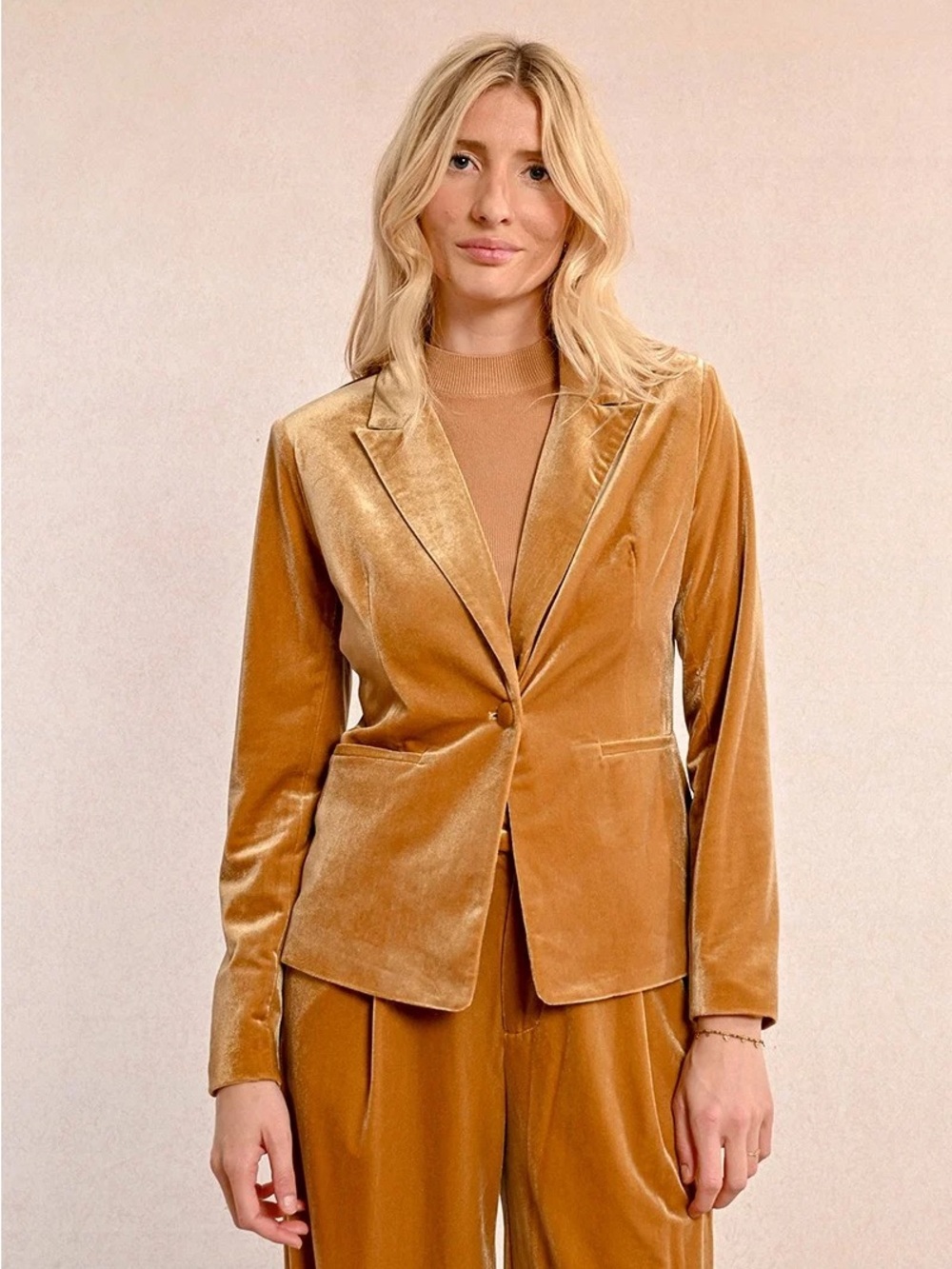 Molly Bracken Crushed Velvet Blazer